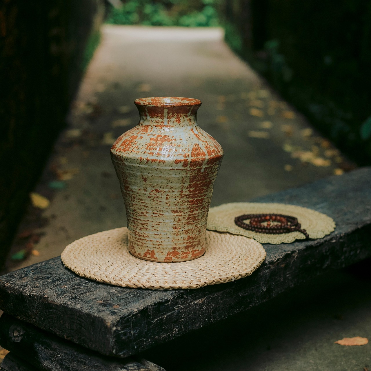 Vases, and the case for leaving them empty